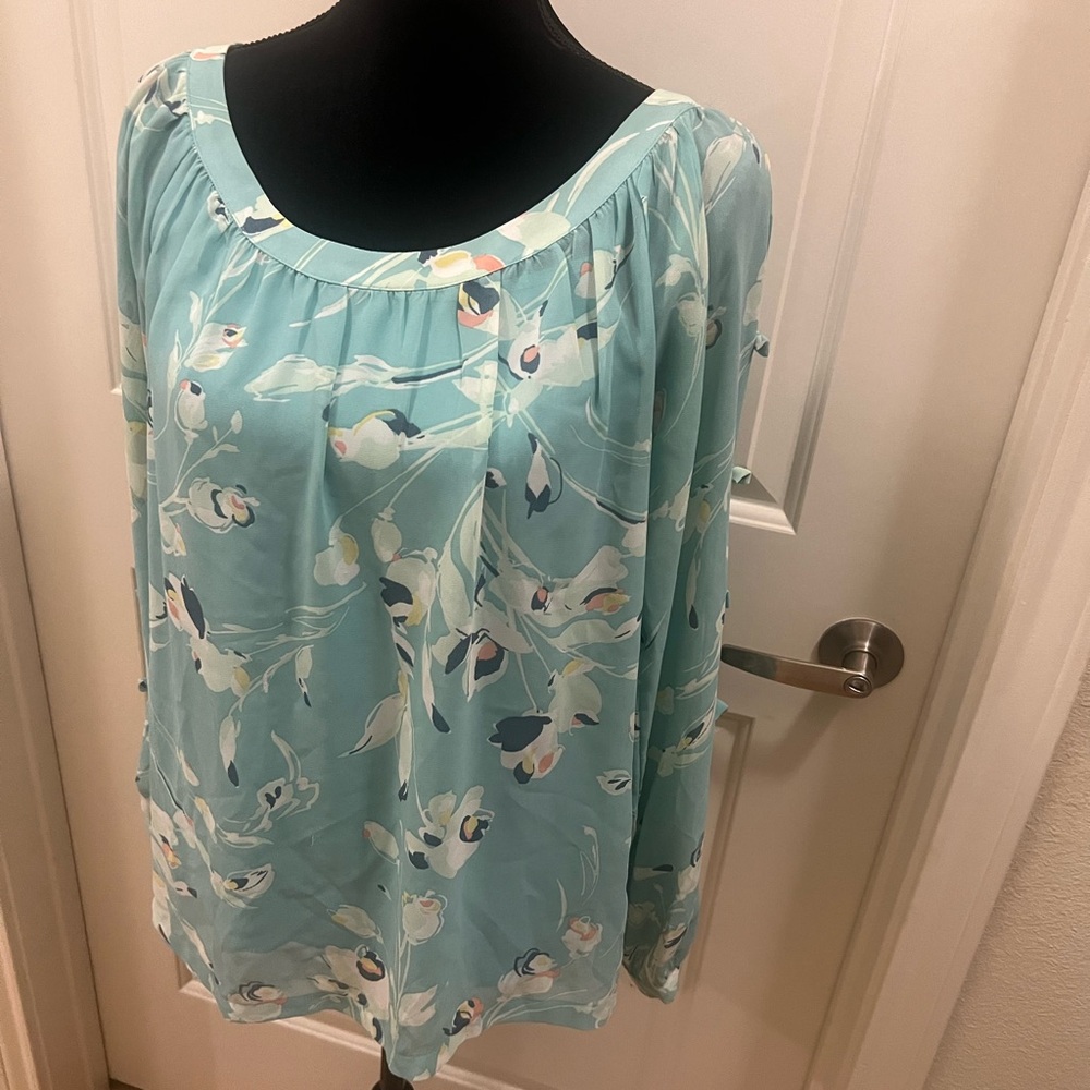 LC Lauren Conrad 2 piece top with tank.